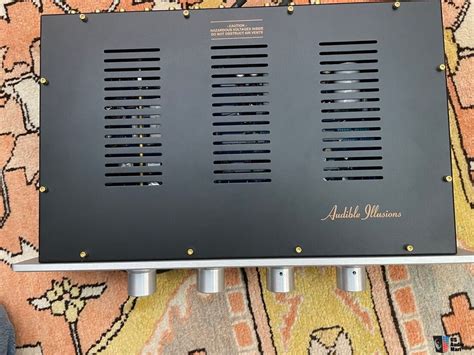 Audible Illusions Modulus preamplifier .